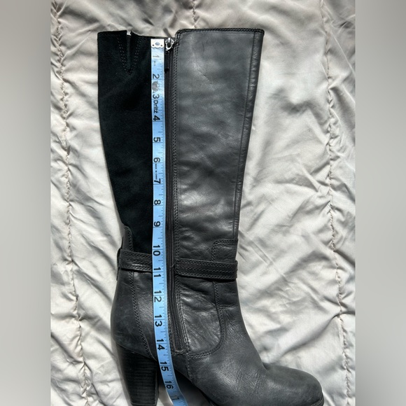 Clarks Charcoal & Black Boots size 8.5 - Picture 8 of 13